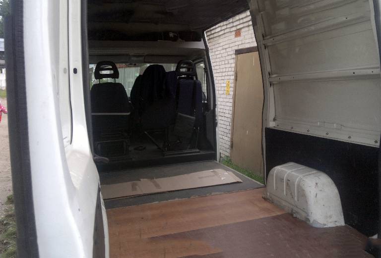Перевозка на камазе плитки, дверей, обоев из МО в Сочи адлерский район